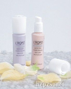 歐萊雅尚蒂凈白精華粉底液3色(膚色、象牙白嗅桑、淡紫色)