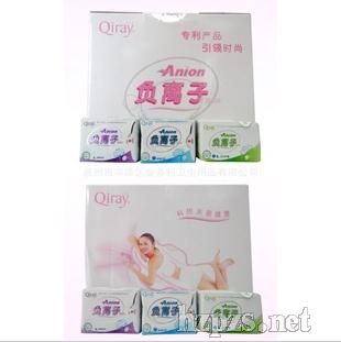 月月愛(ài)負(fù)離子衛(wèi)生套裝卡蕾伊負(fù)離子衛(wèi)生巾