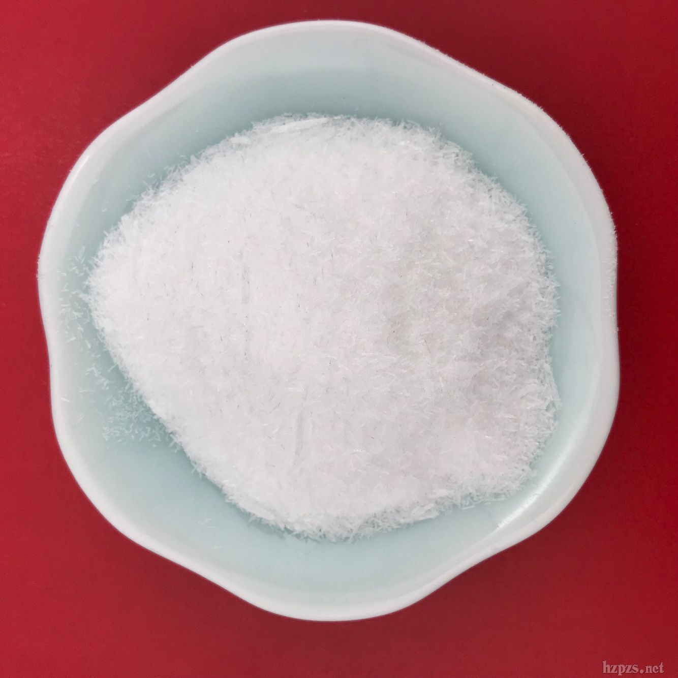 實(shí)體工廠化妝品尿素現(xiàn)貨供應(yīng)可出口