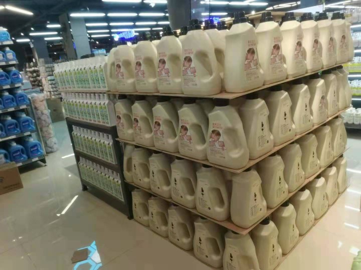 浪漫泡泡深層清潔護色洗衣液